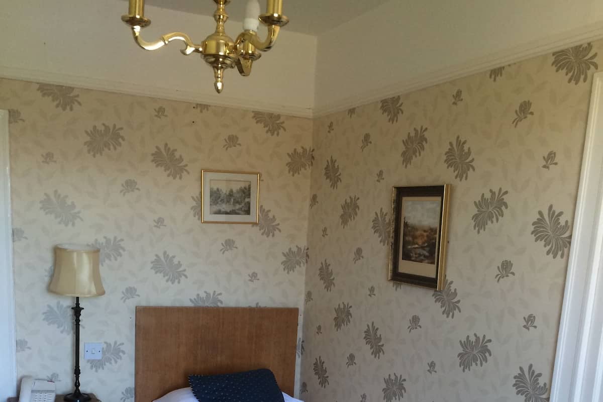 Desk, iron/ironing board, cots/infant beds, rollaway beds