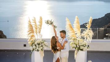 منطقة خارجية لإقامة حفلات الزفاف