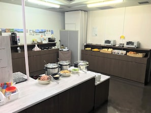 Free daily buffet breakfast  - Hotel 1-2-3 Kokura (Kitakyushu)
