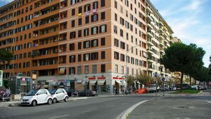 Unclassified image, 5 of 56, button - In Roma Life (Rome)