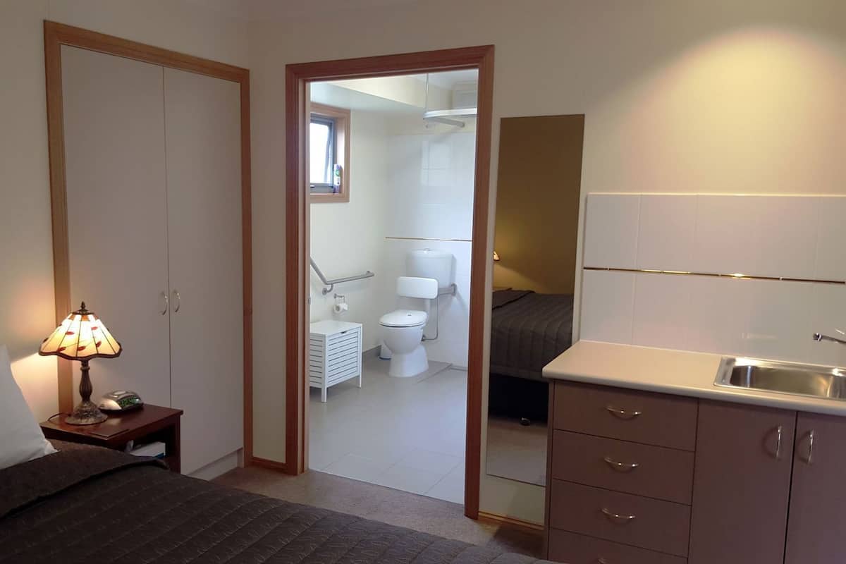 Schallisolierte Zimmer, Bügeleisen/Bügelbrett, kostenloses WLAN