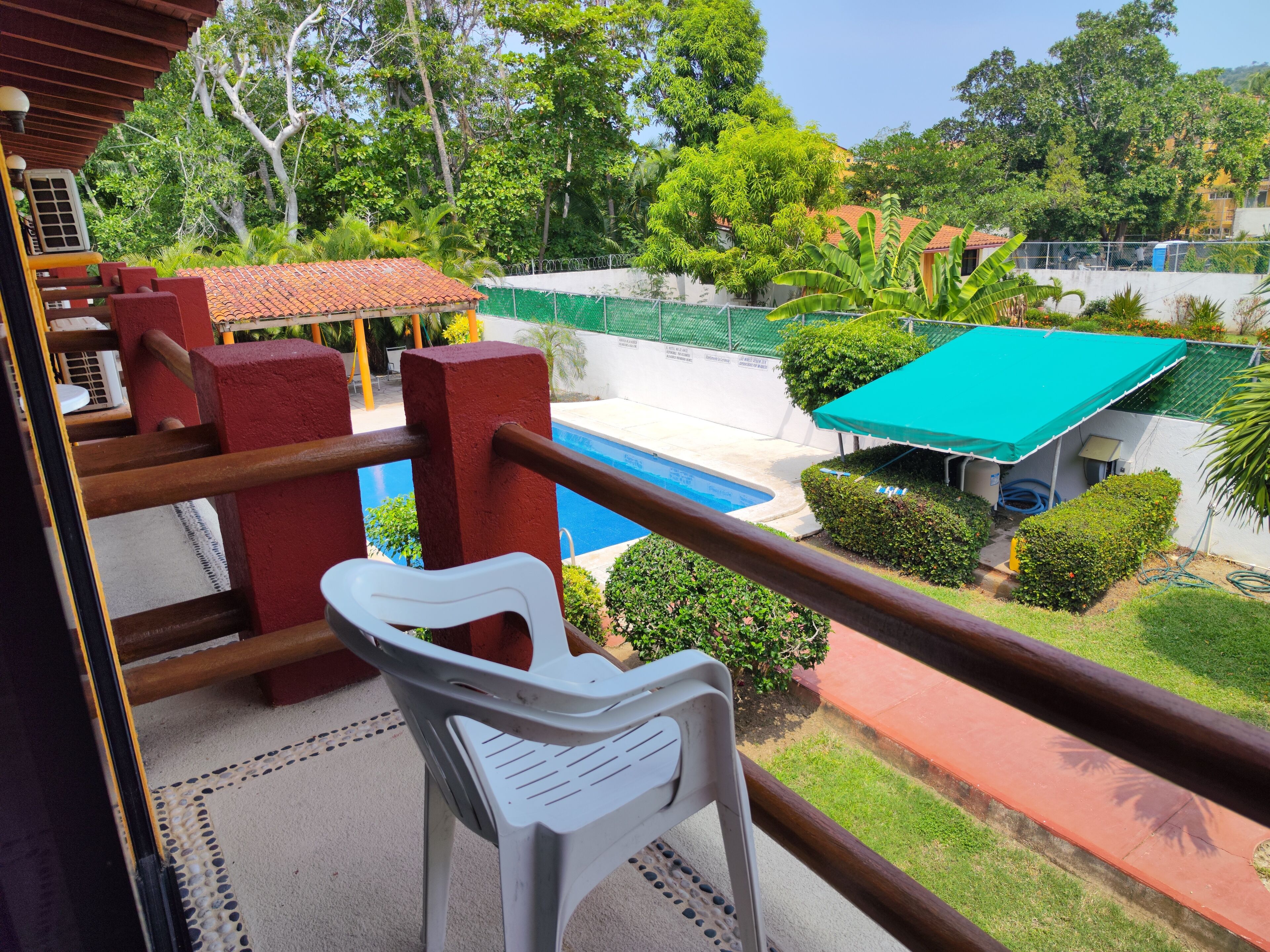 Habitación doble | Ropa de cama de alta calidad, edredón y camas con pillow-top 