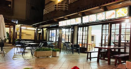 Eva Apartahotel