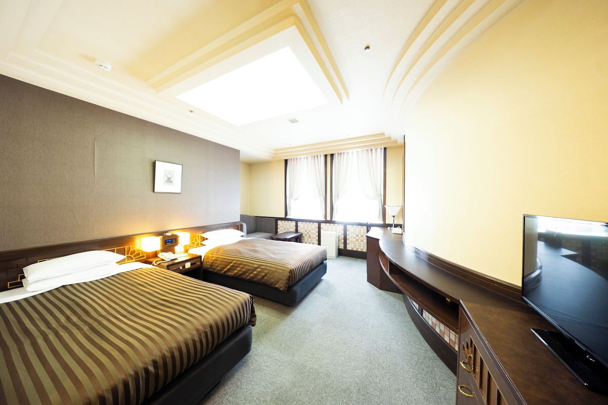 Escrivaninha, Wi-Fi de cortesia, roupa de cama