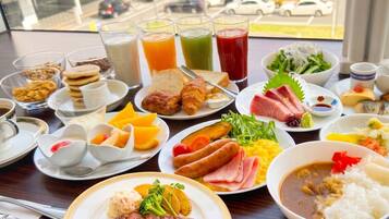 Daily buffet breakfast for a fee