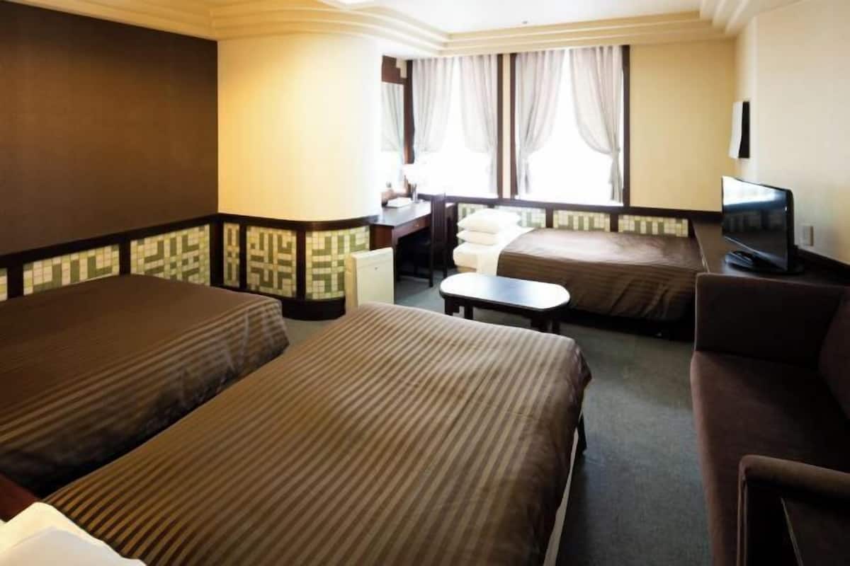 Bureau, Wi-Fi gratuit, draps fournis