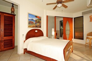 Økonomileilighet | Safe på rommet, strykejern/-brett og barnesenger (inkludert)