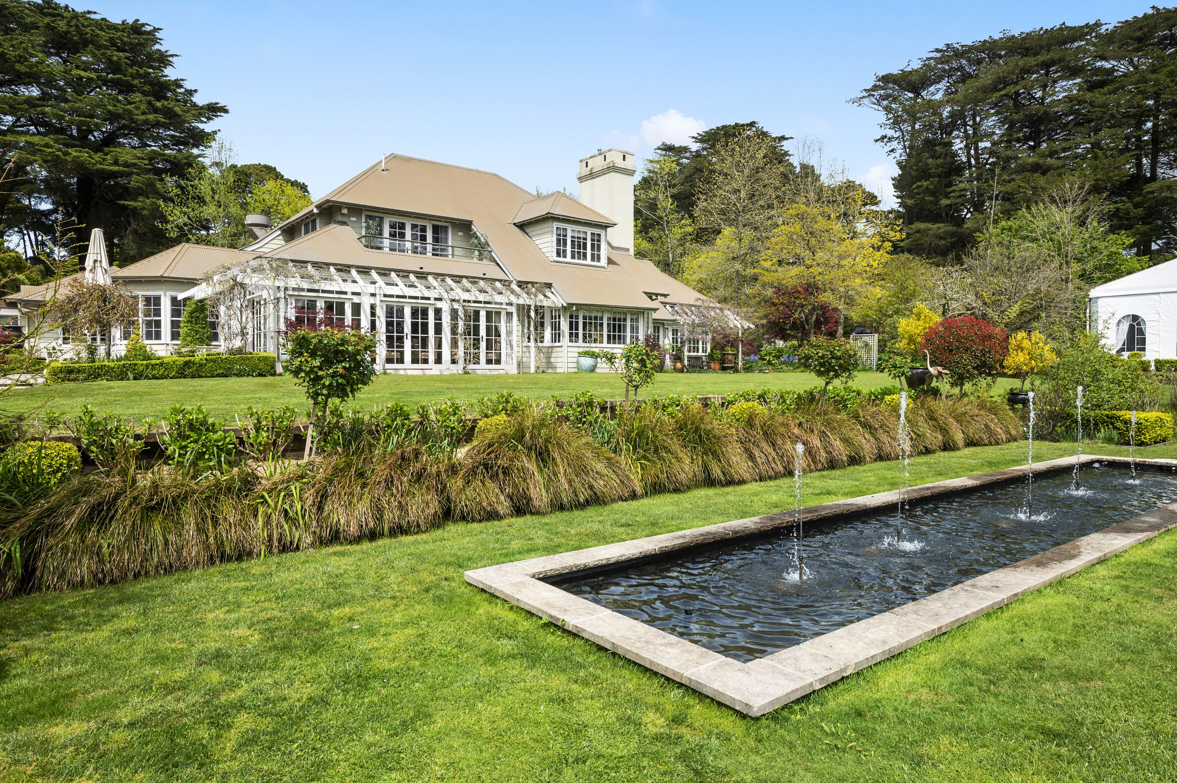 Fachada de la propiedad