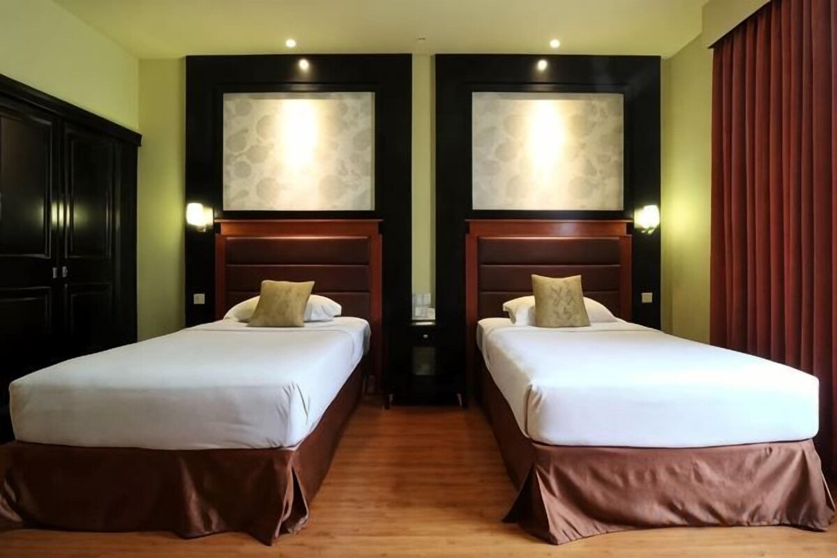 Coffres-forts dans les chambres, bureau, Wi-Fi gratuit, draps fournis