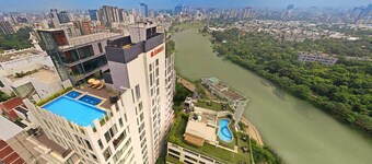 Amari Dhaka