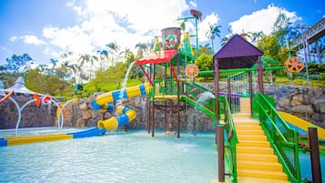 Children’s play area – outdoor