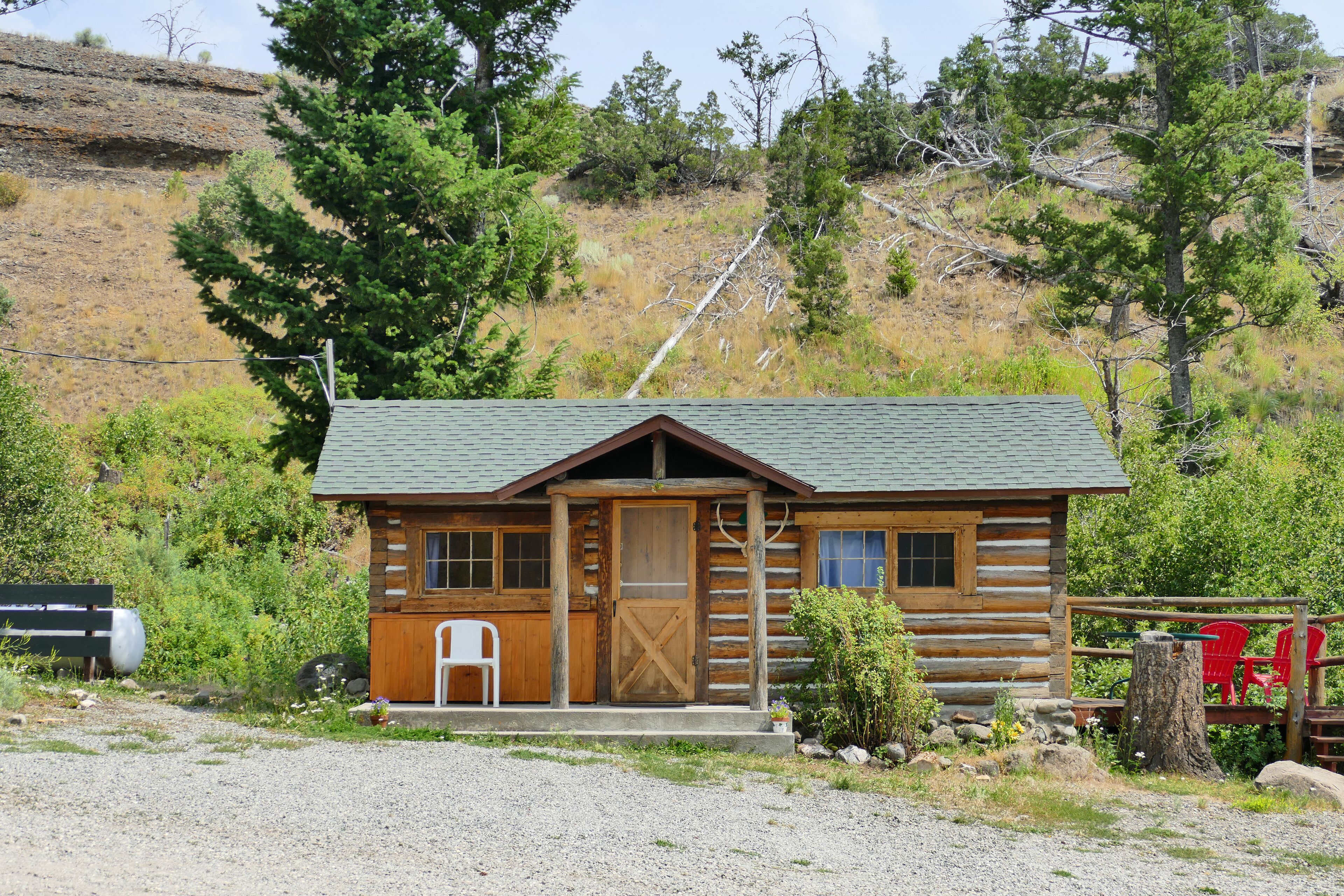 Traditional Cabin, 1 Bedroom | Individually decorated, individually furnished