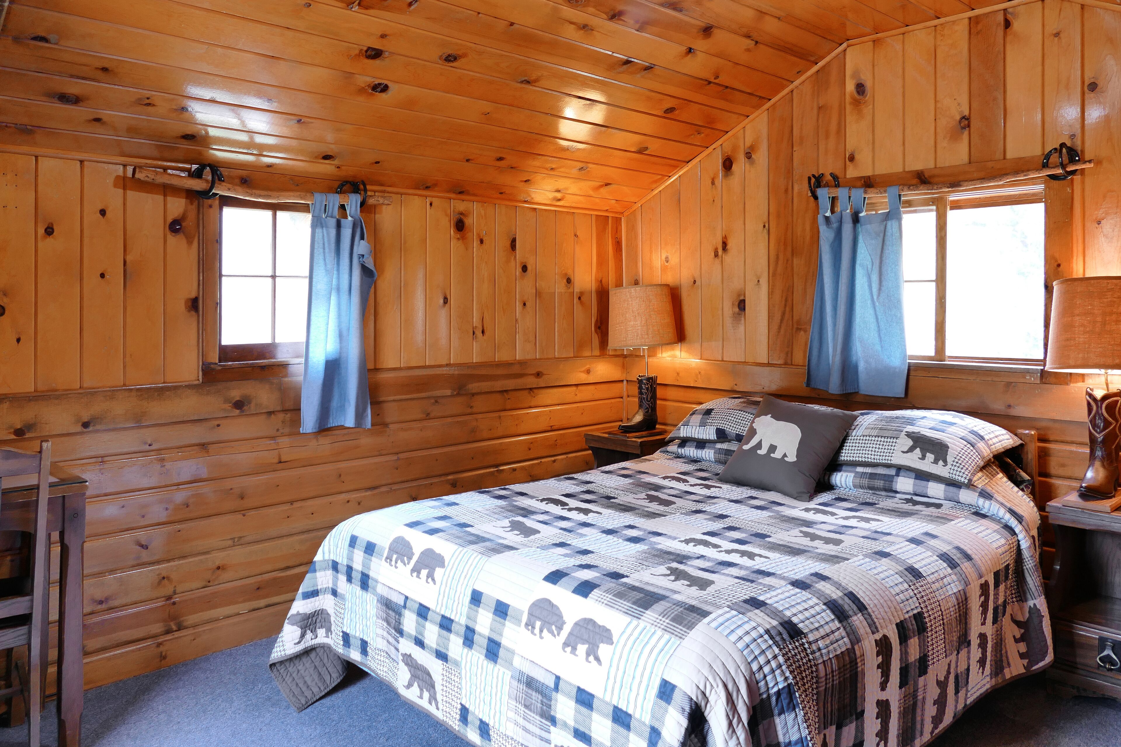 classic cabin | individually decorated, individually furnished