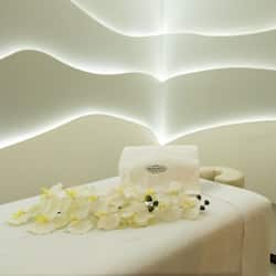 Couples treatment rooms, body treatments, body wraps, body scrubs