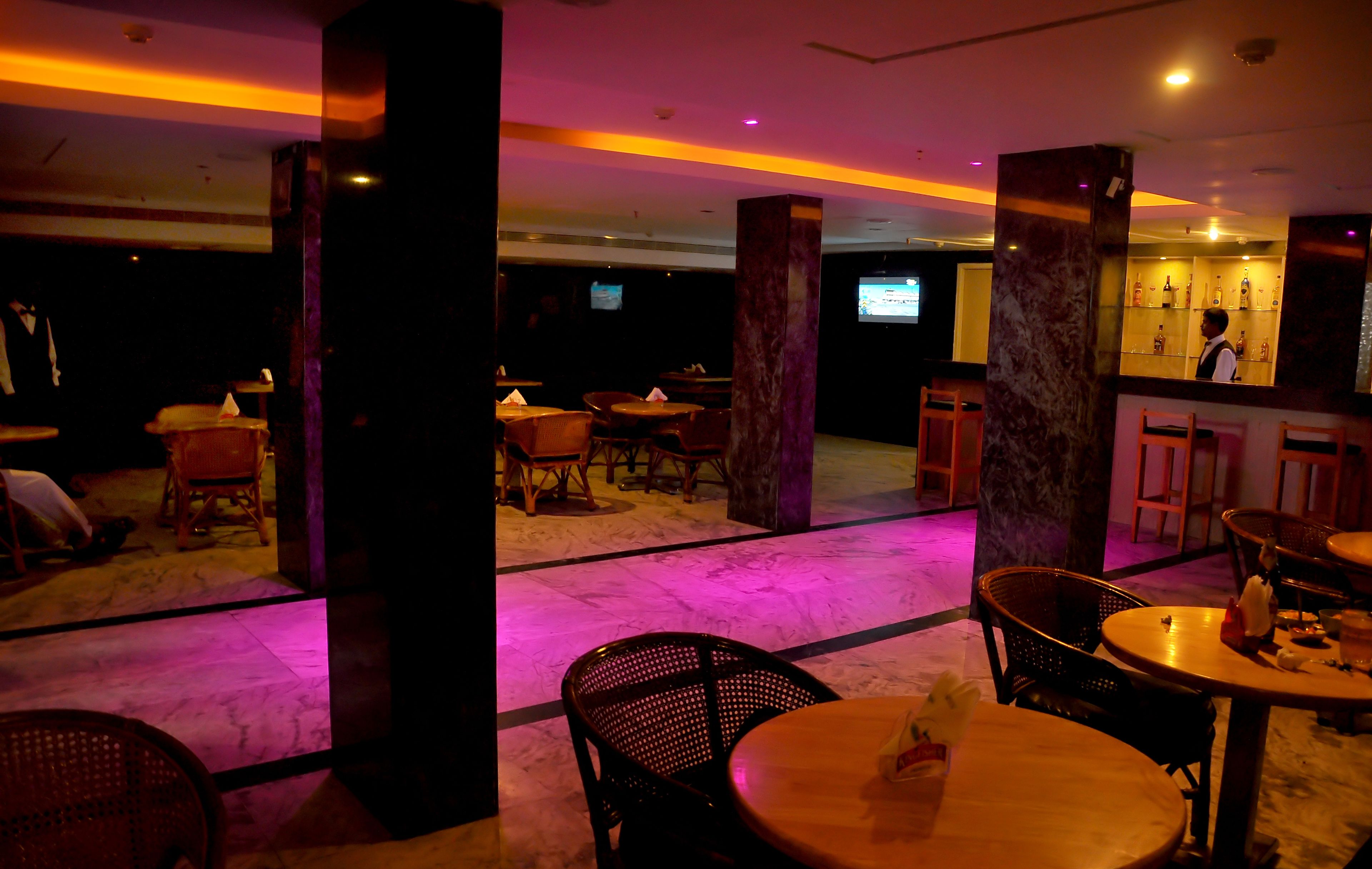 Photo - Nayagara Hotel