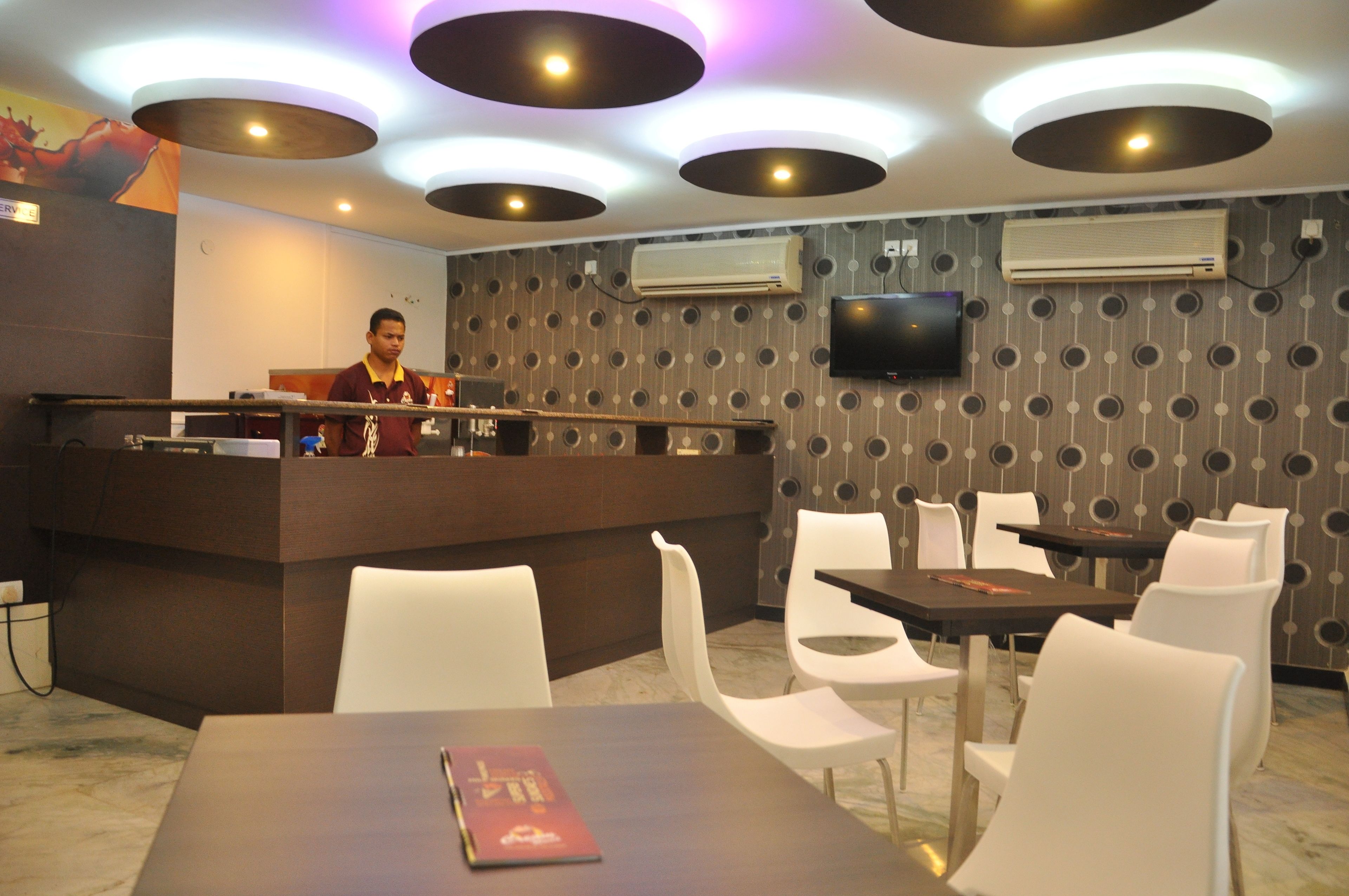 Photo - Nayagara Hotel