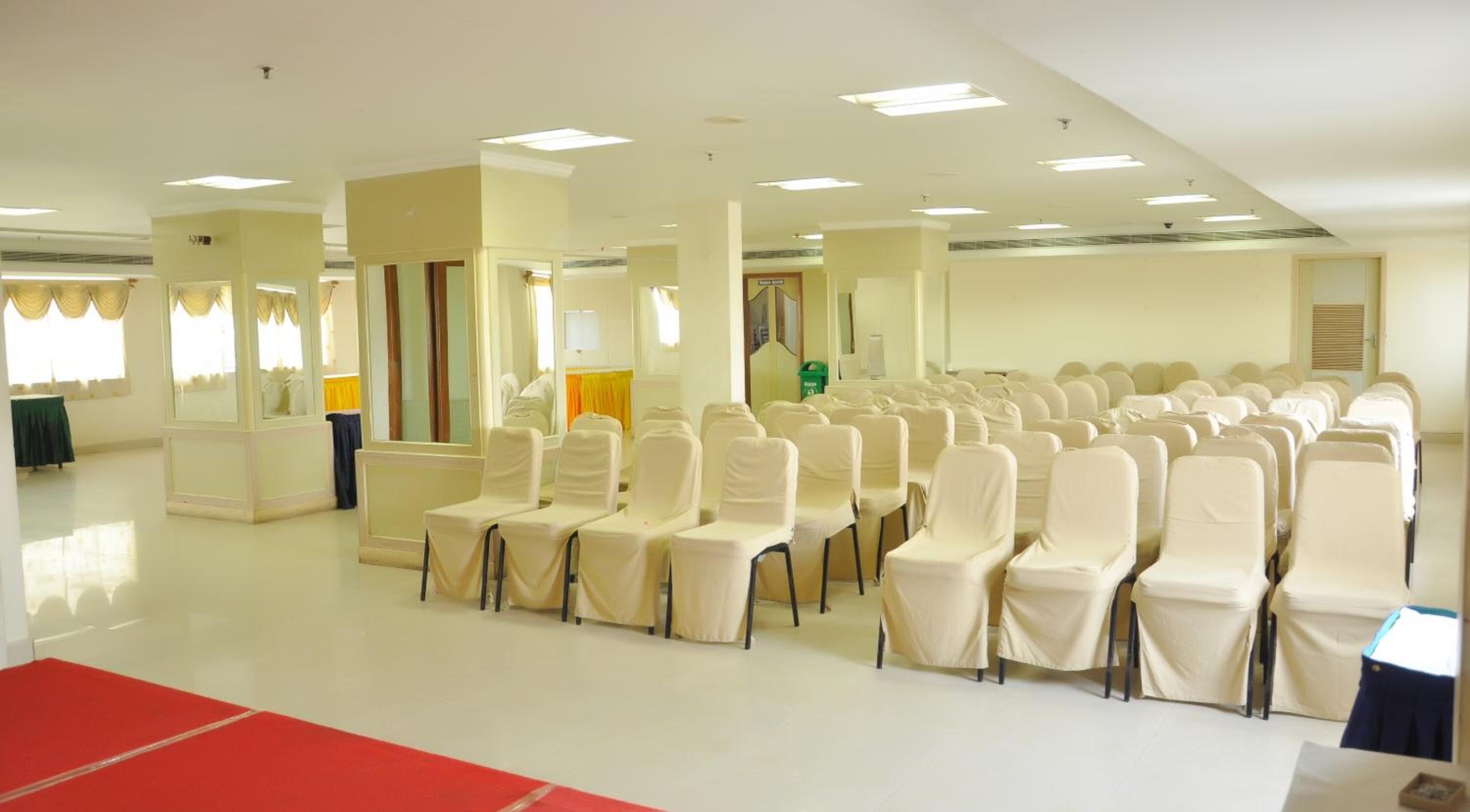 Photo - Nayagara Hotel