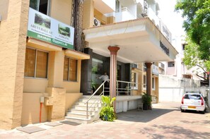 Ngoại thất
