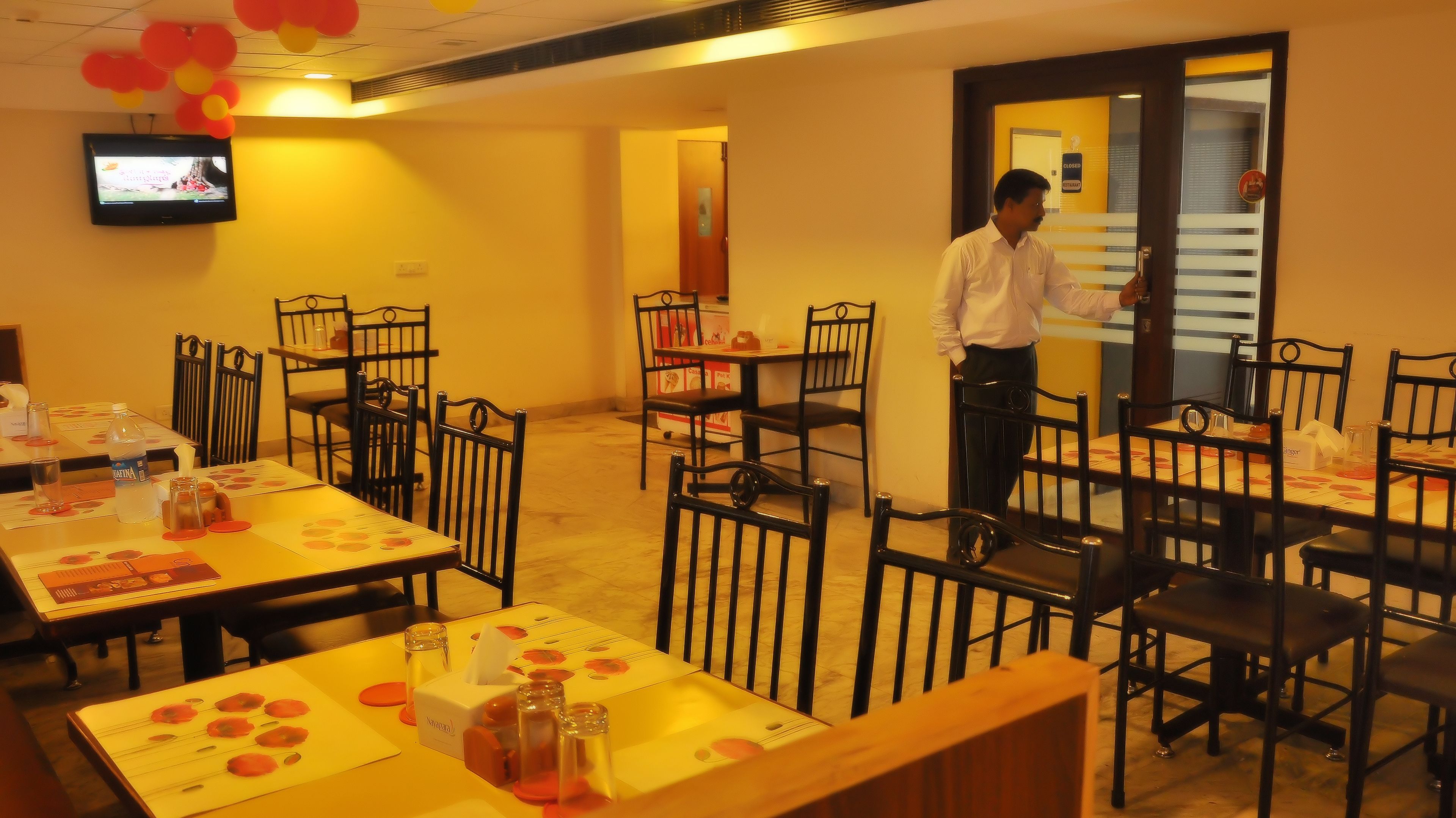 Photo - Nayagara Hotel