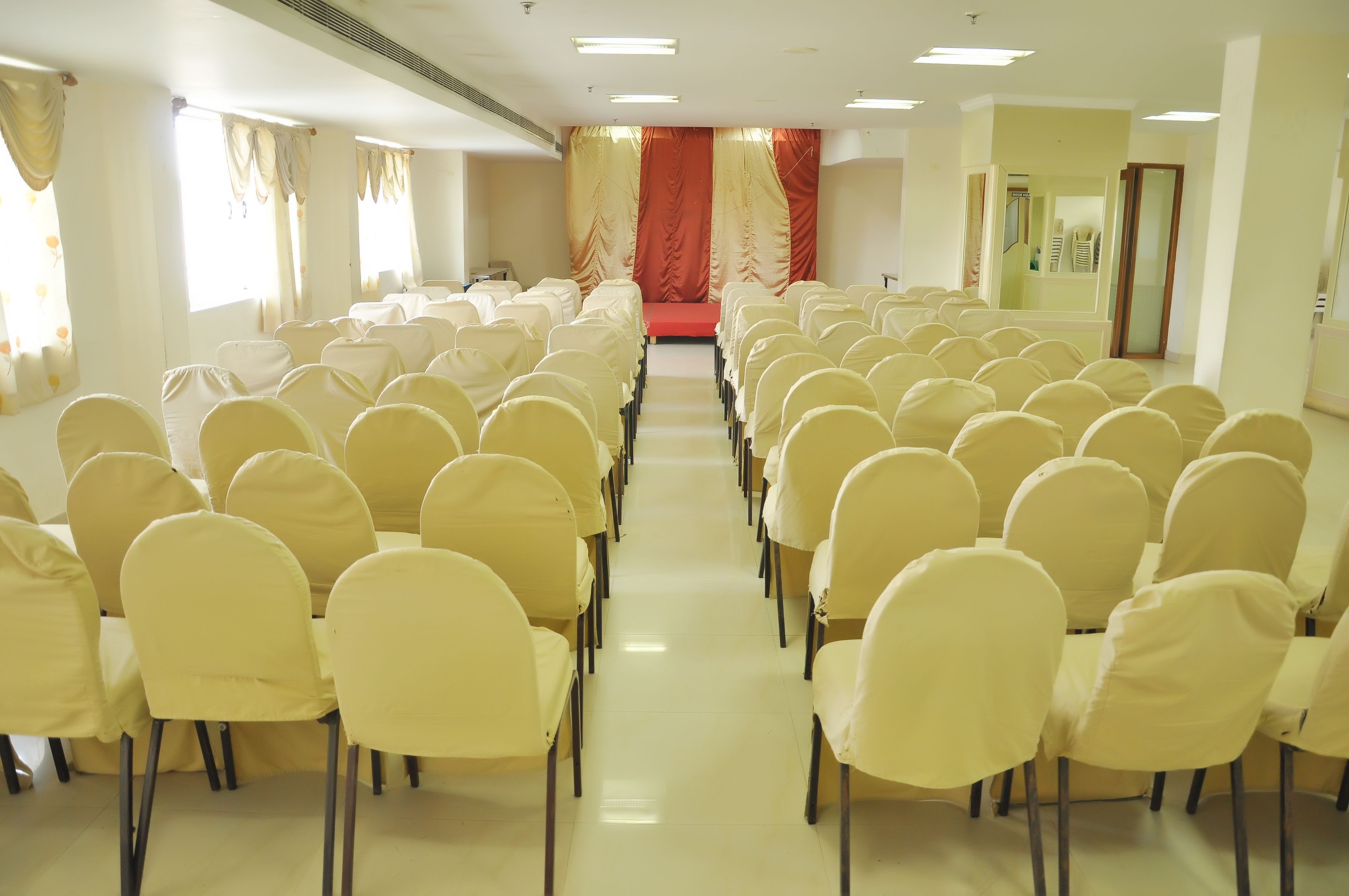 Photo - Nayagara Hotel