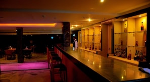 Bar (on property) - Nayagara Hotel (Chennai)