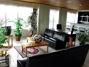 TV - Apart-Hotel Roma (Santiago)