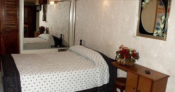 Iron/ironing board (on request), cribs (free), WiFi (free)