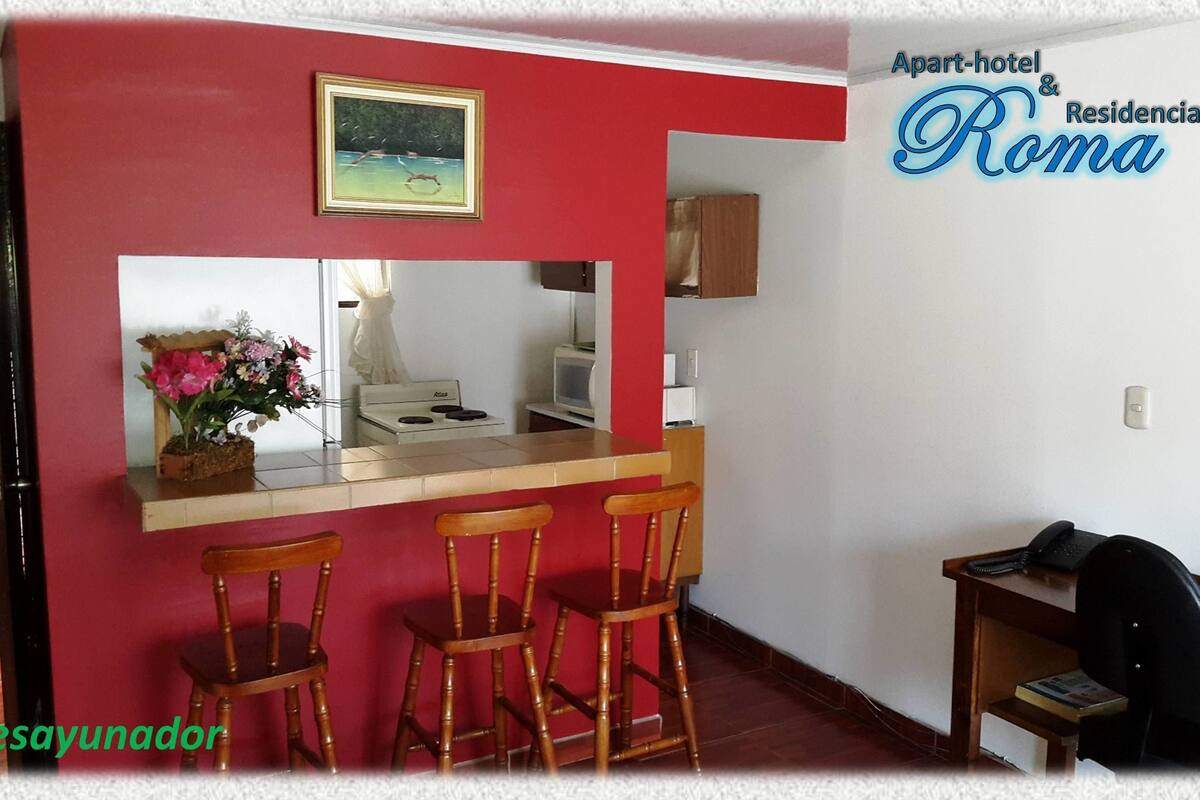Appartement Standard, 2 chambres | Cuisinette privée | Cafetière-théière, four à micro-ondes, surface de cuisson