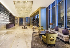 Lobby - Hotel Ciputra World Surabaya managed by Swiss-Belhotel International (Surabaya)