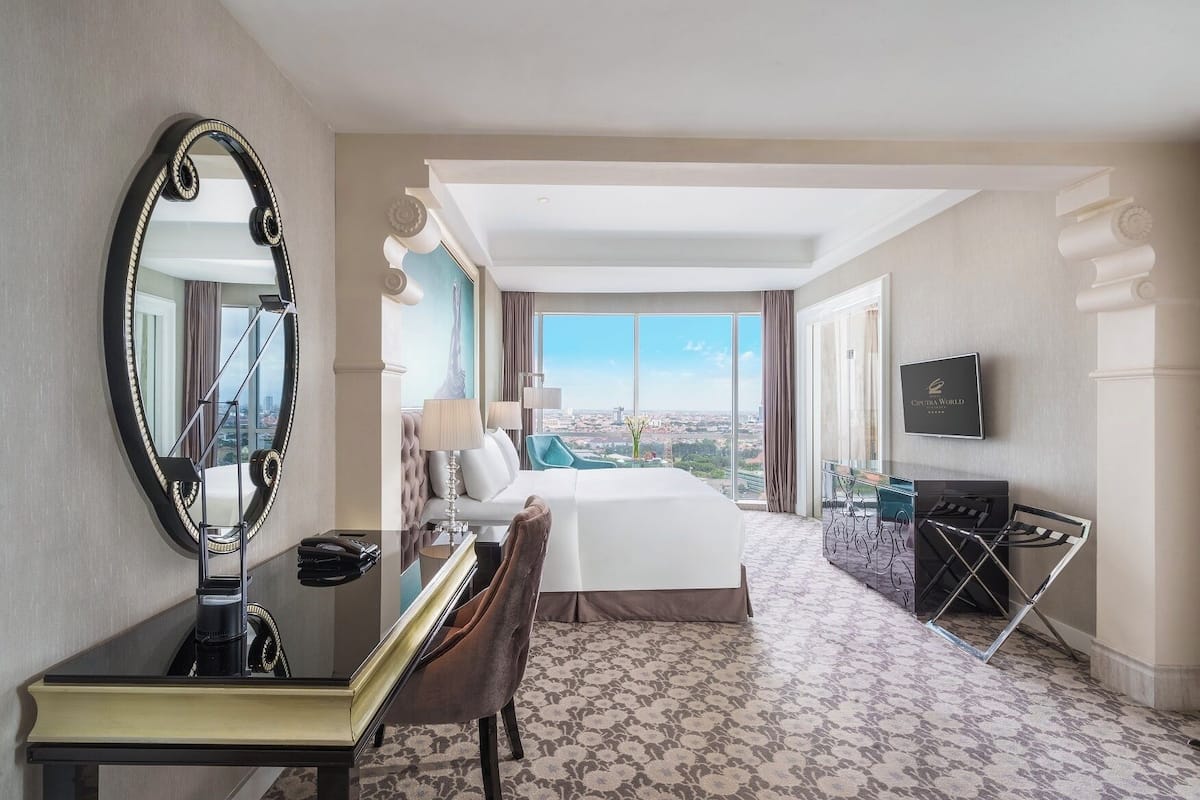 1 chambre, minibar, coffres-forts dans les chambres, bureau