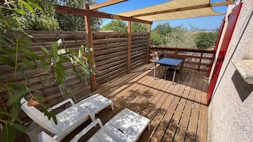 Gîte, 1 Bedroom | Terrace/patio
