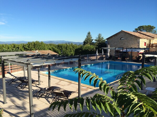 Outdoor pool, sun loungers