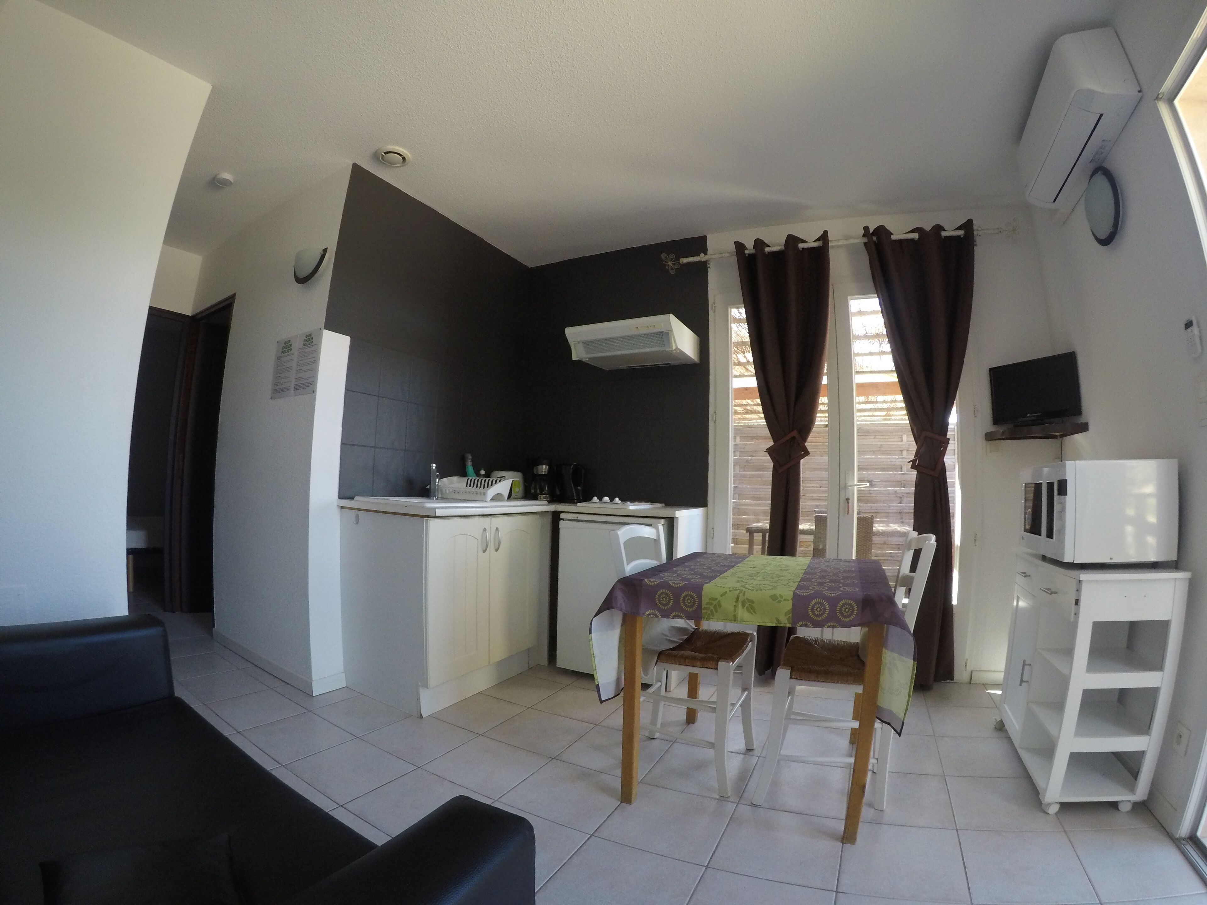 gîte, 1 bedroom | private kitchen | fridge, electric kettle, eco-friendly cleaning products