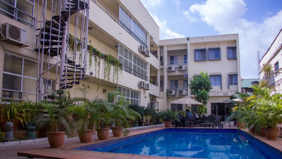 Nne-eka Residence and Spa