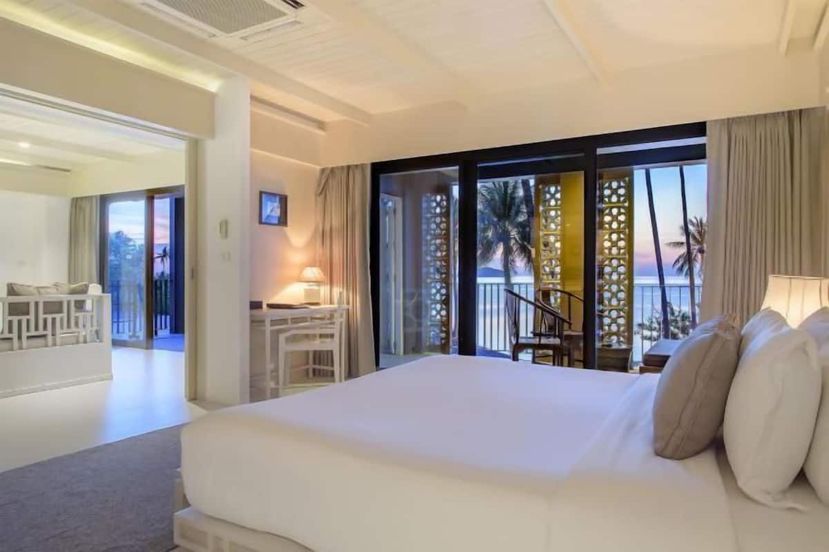 1 bedroom, minibar, in-room safe, desk