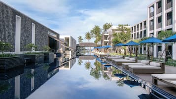 Outdoor pool, pool umbrellas