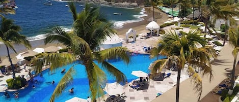 Standard Room, 1 Bedroom, Sea View | Beach/ocean view