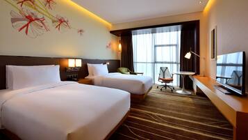 Premium bedding, minibar, in-room safe, blackout drapes