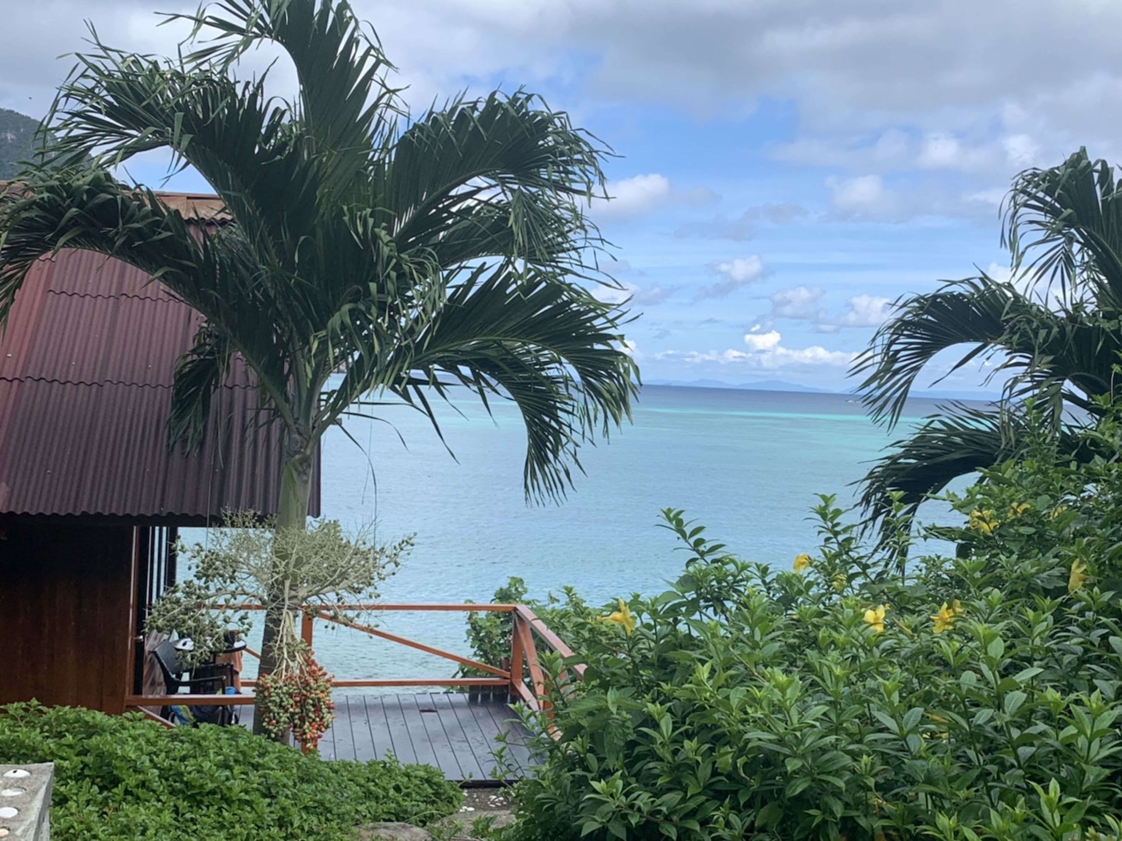 Seafront Deluxe Bungalow, Sweet | Utsikt mot havet/stranden