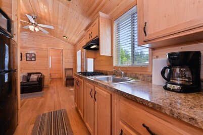 Gunnison Lakeside RV Park & Cabins – A Cruise Inn Park