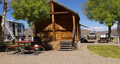 Gunnison Lakeside RV Park & Cabins – A Cruise Inn Park