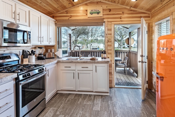 Surf Cabin | Private kitchen