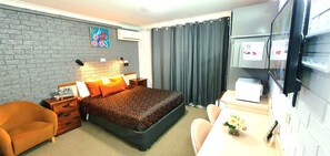 2 bedrooms, premium bedding, desk, laptop workspace