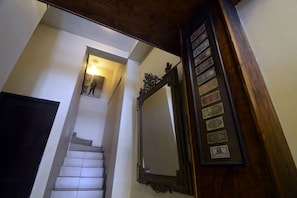 Flat-screen TV - Monte Carlo Hotel (La Paz)