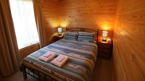 Waterfront Cabin 5 Share | 1 Schlafzimmer, kostenloses WLAN, Bettwäsche