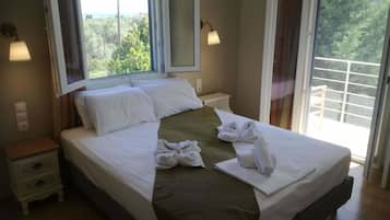 Quarto standard | Roupas de cama premium, escrivaninha, quartos à prova de som