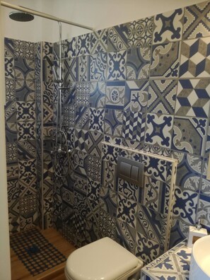 Bathroom shower - Rastoni Guest House Skopelos (Skopelos)