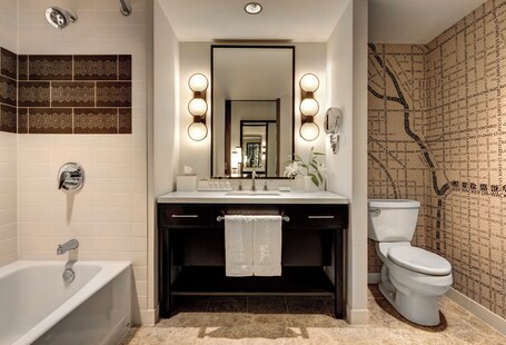 Loews Chicago Hotel - Image 24