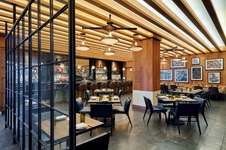 Loews Chicago Hotel - Image 4