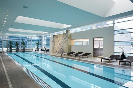 Loews Chicago Hotel - Image 15